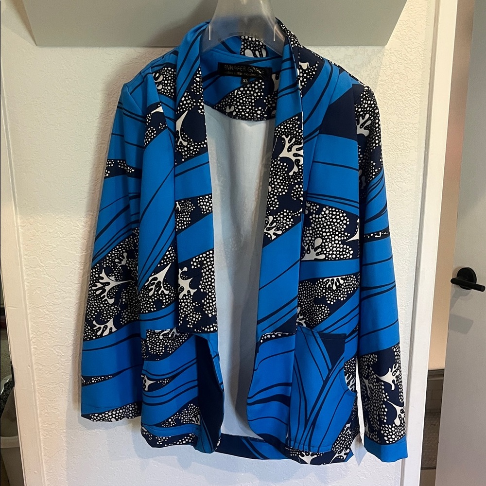 Jennafer Grace kelpie Blue and Black Patterned blazer